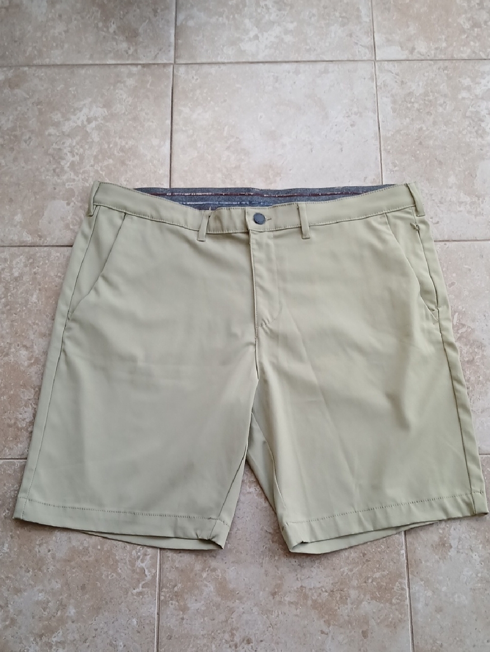 JACHS Tan Flat-Front Casual Men’s Shorts